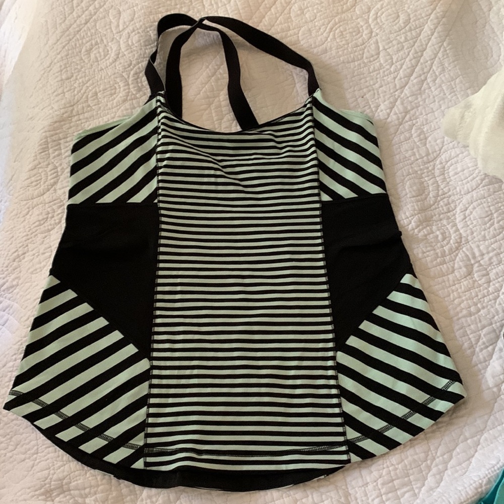 Lululemon Tank - Picture 2 of 5